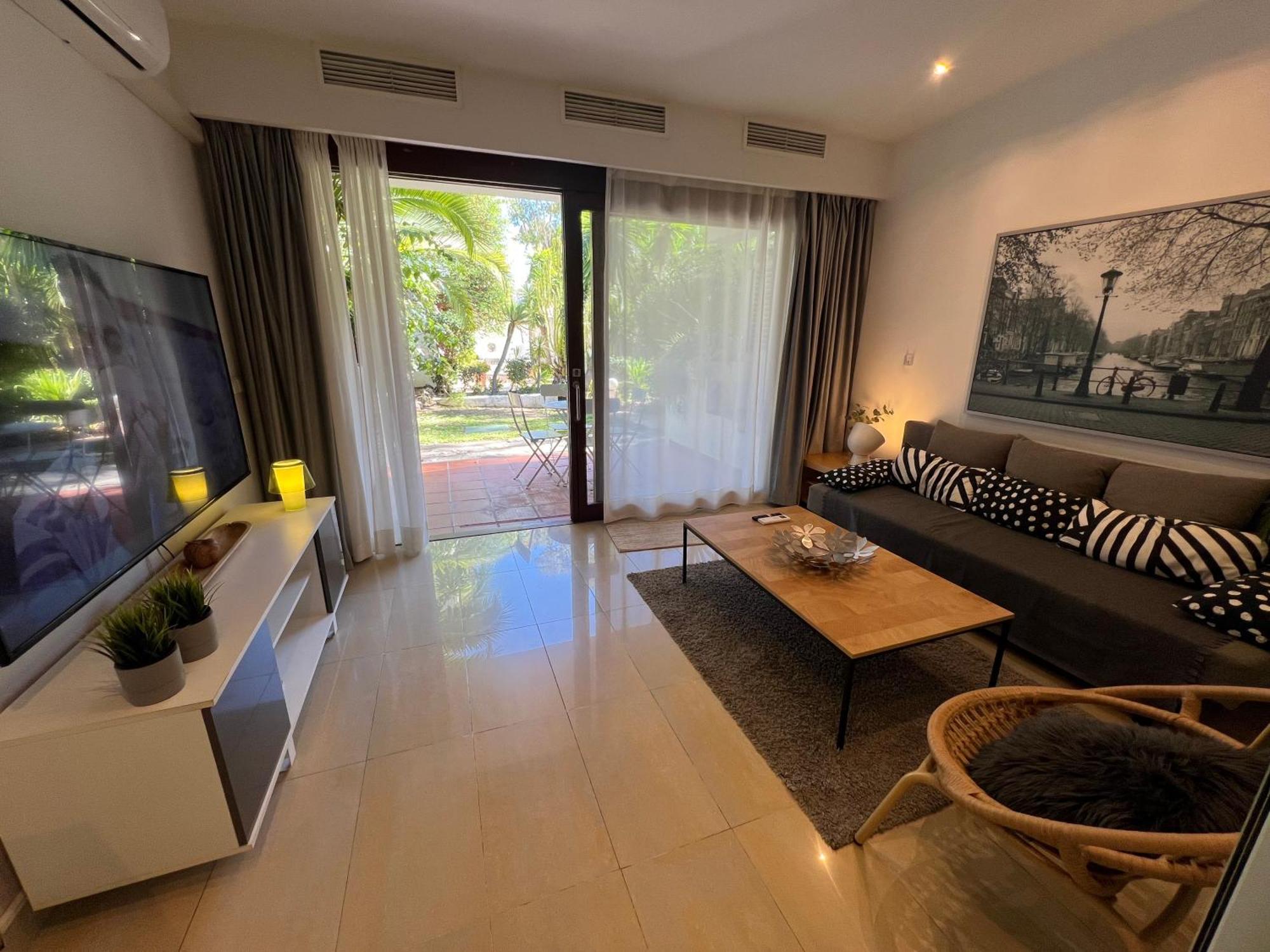 Puerto Banus Crystal Suite Марбелья Экстерьер фото